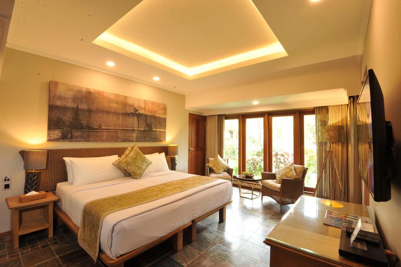Puri Raja Hotel Legian Exterior foto