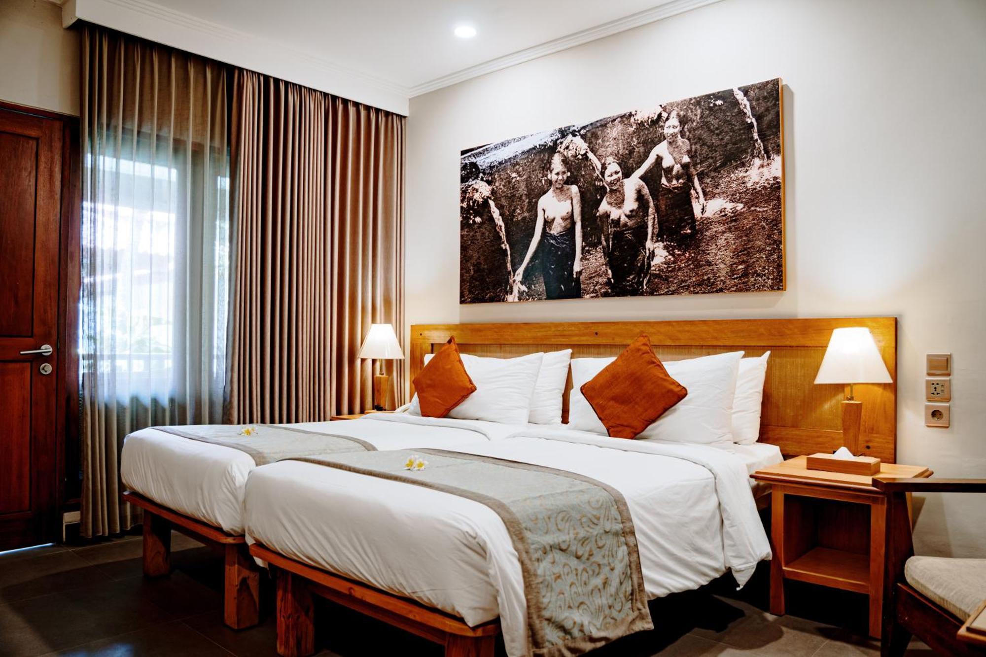 Puri Raja Hotel Legian Exterior foto
