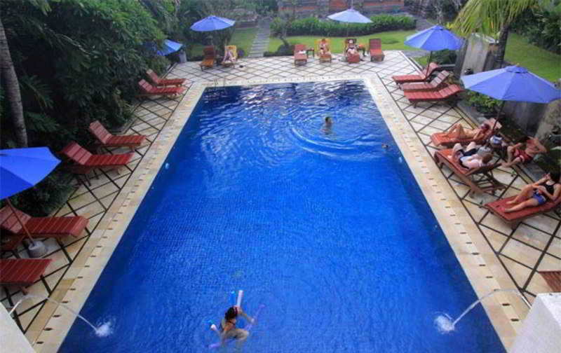 Puri Raja Hotel Legian Exterior foto