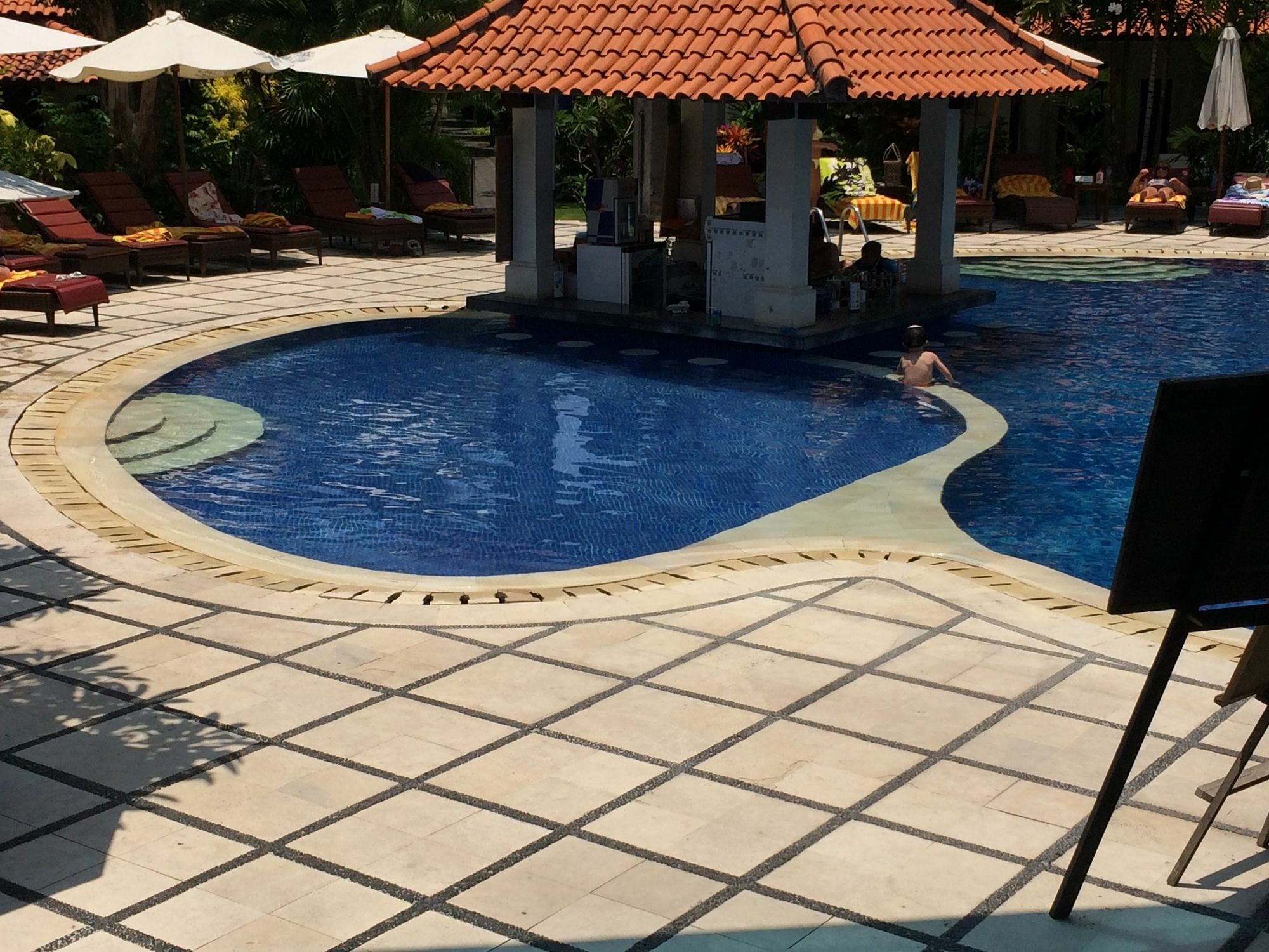 Puri Raja Hotel Legian Exterior foto